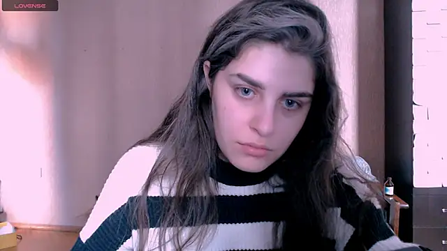  Roselina  online show from November 25, 2025, 11:21 am