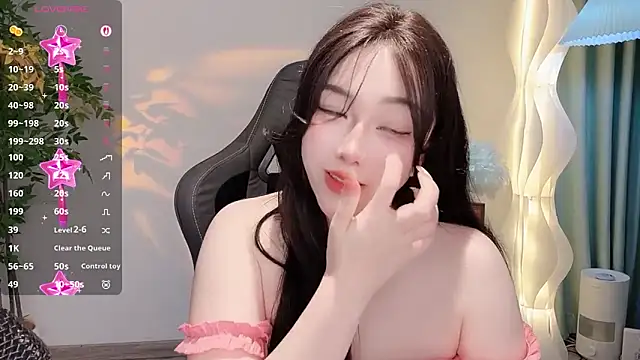 Snapshot of Alano-01 chatting on June 12, 2026, 3:04 am Alano-01 online show from June 12, 2026, 3:04 am