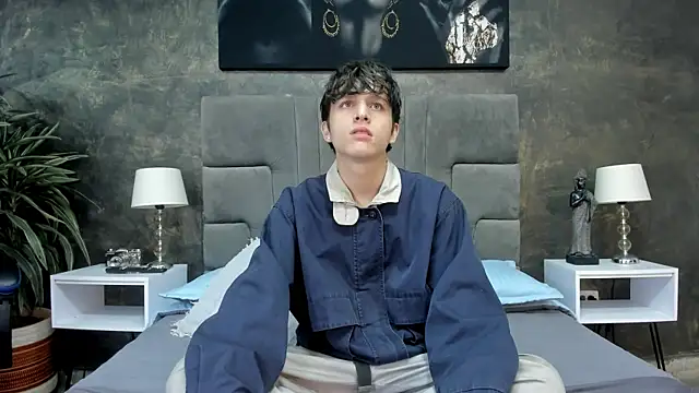 bruce hans online show from October 19, 2025, 11:46 am