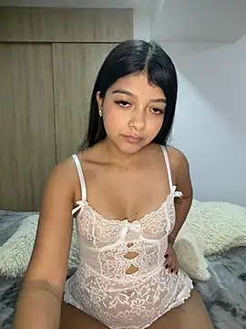IslaBlaze online show from July 7, 2026, 2:09 pm
