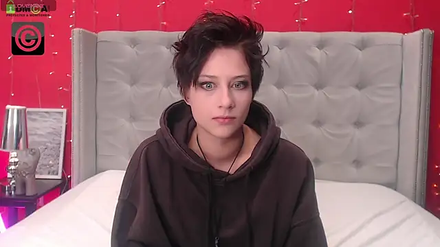 via mayer  online show from September 12, 2025, 8:52 pm