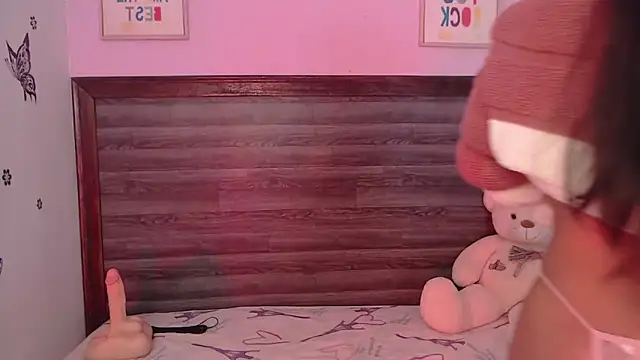 AdaaMillan online show from February 2, 2026, 8:30 pm