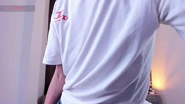 EthaanCox online show from January 16, 2026, 9:52 pm