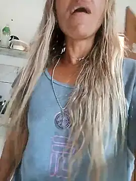 Snapshot of lilithandsugar chatting on March 17, 2025, 2:56 pm lilithandsugar online show from March 17, 2025, 2:56 pm