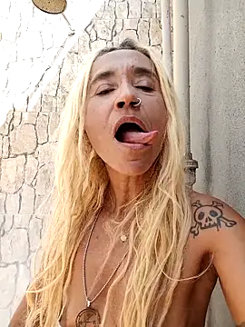 Snapshot of lilithandsugar chatting on September 9, 2025, 1:09 pm lilithandsugar online show from September 9, 2025, 1:09 pm