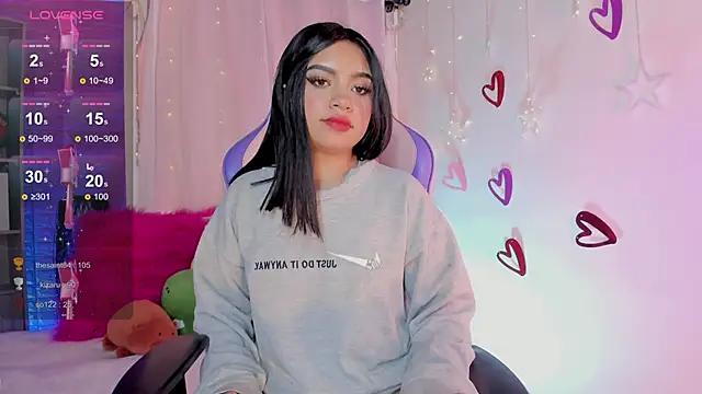 Snapshot of emma_soffia_ chatting on March 7, 2025, 8:55 pm emma soffia online show from March 7, 2025, 8:55 pm