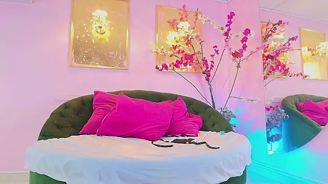 Snapshot of scarlette69 chatting on February 21, 2026, 7:27 pm scarlette69 online show from February 21, 2026, 7:27 pm