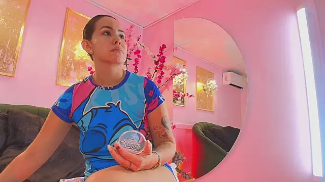 scarlette69 online show from March 15, 2026, 7:43 pm