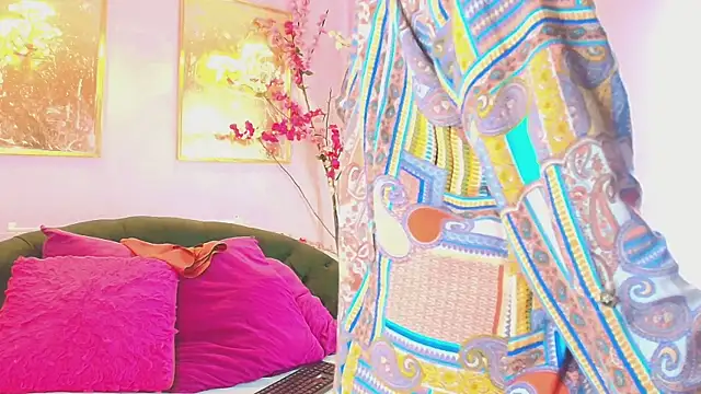 Snapshot of scarlette69 chatting on March 1, 2026, 7:36 pm scarlette69 online show from March 1, 2026, 7:36 pm