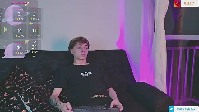 Snapshot of ethan_and_ava chatting on November 28, 2025, 2:34 am ethan and ava online show from November 28, 2025, 2:34 am