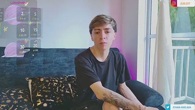 Snapshot of ethan_and_ava chatting on November 26, 2025, 1:33 pm ethan and ava online show from November 26, 2025, 1:33 pm