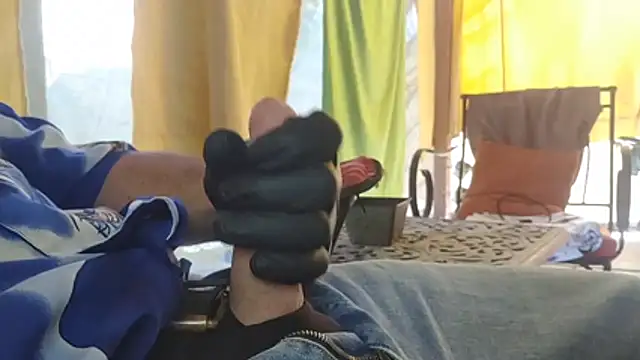 Snapshot of bwcbeat83 chatting on March 1, 2026, 5:02 pm bwcbeat83 online show from March 1, 2026, 5:02 pm