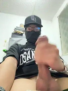 Snapshot of Labylaq chatting on January 14, 2025, 2:29 am Labylaq online show from January 14, 2025, 2:29 am
