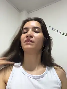 Snapshot of Bella_still chatting on January 17, 2026, 2:26 am Bella still online show from January 17, 2026, 2:26 am