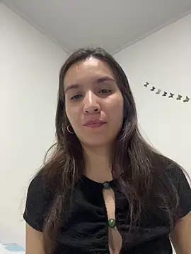 Snapshot of Bella_still chatting on February 19, 2026, 1:24 am Bella still online show from February 19, 2026, 1:24 am