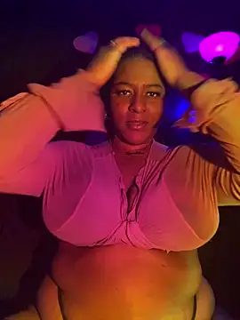 xoxoHotCoCo online show from February 9, 2026, 12:03 pm