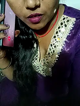 Snapshot of Amisha-Mishra chatting on April 8, 2026, 6:15 am Amisha-Mishra online show from April 8, 2026, 6:15 am