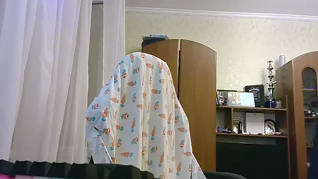 Snapshot of HunterOnBoobs chatting on March 12, 2025, 9:56 pm HunterOnBoobs online show from March 12, 2025, 9:56 pm