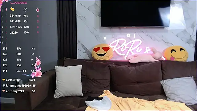 Snapshot of lilulileee chatting on February 12, 2025, 11:40 am lilulileee online show from February 12, 2025, 11:40 am