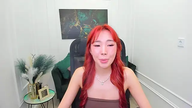 AnnaReyla online show from April 3, 2026, 7:31 pm