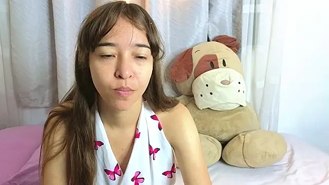 SERAFINA  online show from October 9, 2025, 1:11 pm