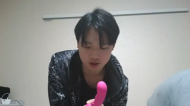 Snapshot of nunnun00 chatting on February 26, 2025, 12:16 pm nunnun00 online show from February 26, 2025, 12:16 pm