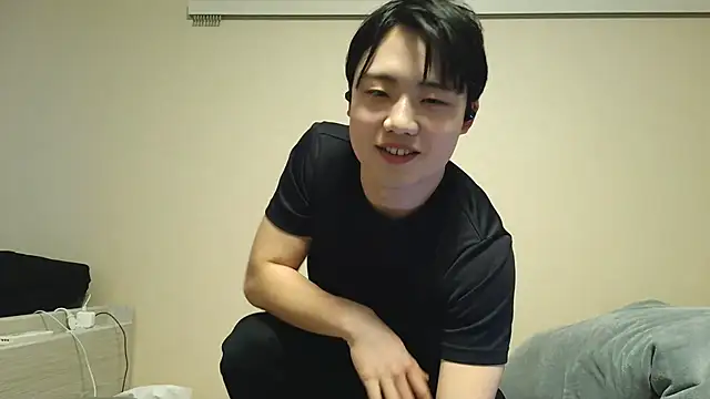 Snapshot of nunnun00 chatting on February 23, 2025, 6:49 am nunnun00 online show from February 23, 2025, 6:49 am