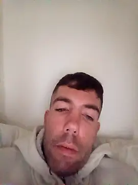 Snapshot of Yeray01 chatting on February 28, 2026, 2:28 pm Yeray01 online show from February 28, 2026, 2:28 pm