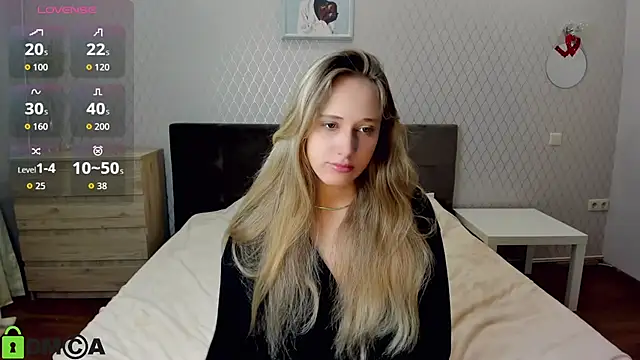 blondyriss online show from September 25, 2025, 6:36 pm