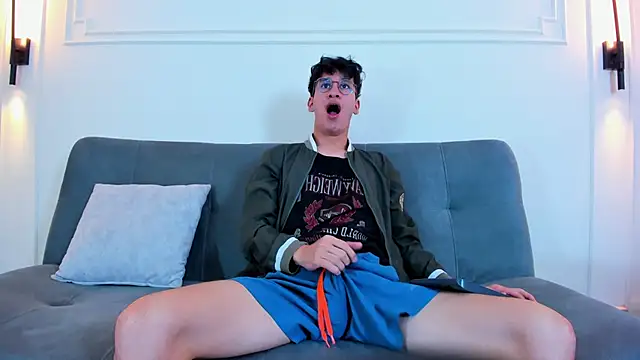 Cum hunters online show from November 9, 2025, 3:10 am