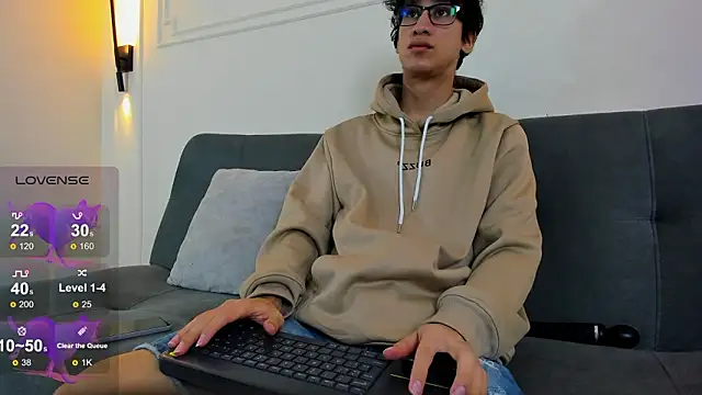 Cum hunters online show from February 7, 2026, 3:14 am