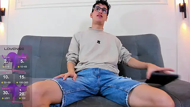 Cum hunters online show from March 17, 2026, 3:09 am