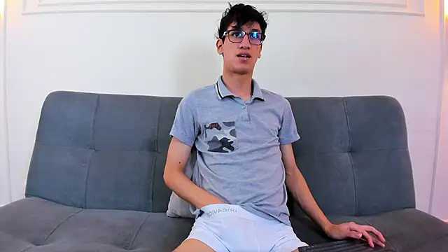 Cum hunters online show from April 11, 2026, 3:14 am