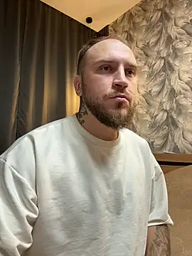 Snapshot of _XxX-XxX_ chatting on October 14, 2025, 10:42 pm XxX-XxX online show from October 14, 2025, 10:42 pm