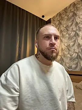 Snapshot of _XxX-XxX_ chatting on October 8, 2025, 10:32 pm XxX-XxX online show from October 8, 2025, 10:32 pm