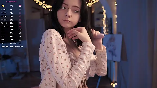 miuri miy online show from April 5, 2026, 5:52 pm