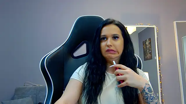 Snapshot of Eva_Lovvia_ chatting on March 11, 2025, 9:37 pm Eva Lovvia online show from March 11, 2025, 9:37 pm