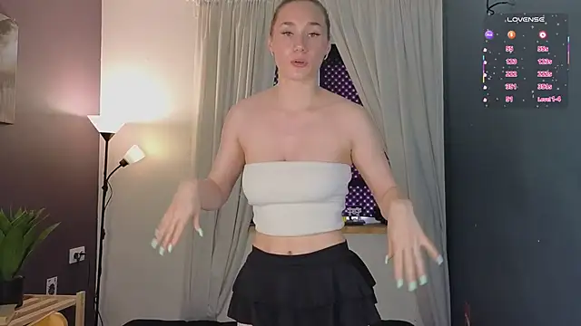 too sexxxy online show from May 25, 2026, 11:53 am