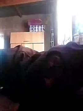 Snapshot of LaneYam chatting on July 15, 2026, 7:04 am LaneYam online show from July 15, 2026, 7:04 am