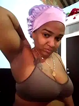 Teresa mm online show from November 19, 2025, 2:28 pm