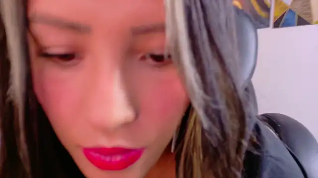 ArianaGolden online show from February 28, 2026, 5:34 pm