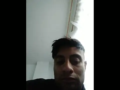 davidcr89 online show from November 28, 2025, 9:37 pm