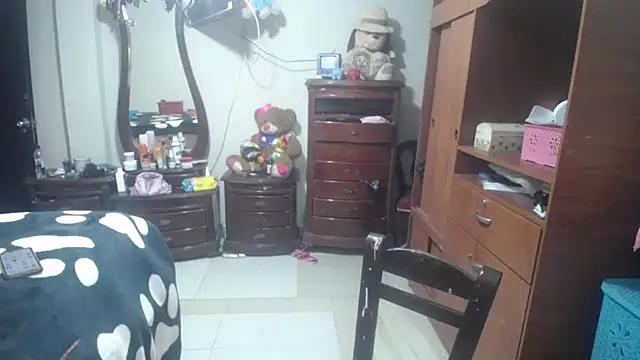 jazmin mature  online show from February 17, 2026, 11:51 am