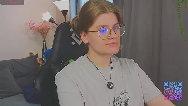  JessieVibes online show from July 4, 2026, 1:59 pm