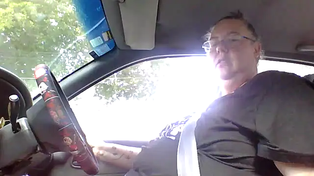 k1w1bbw online show from February 14, 2025, 7:23 pm