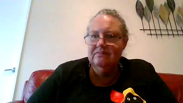 k1w1bbw online show from February 10, 2025, 6:09 am