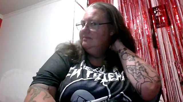 k1w1bbw online show from February 14, 2025, 3:43 am