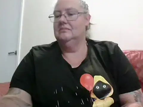 k1w1bbw online show from February 27, 2025, 1:41 am