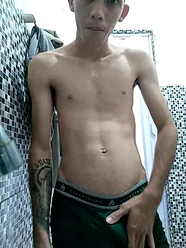 Snapshot of welitonzz28 chatting on July 18, 2026, 10:46 am welitonzz28 online show from July 18, 2026, 10:46 am