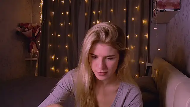 Melissa smith  online show from October 9, 2025, 9:04 pm